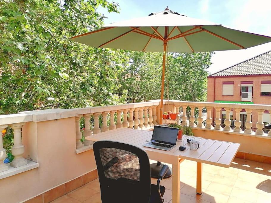 Atico Con Terraza Y Chimenea Junto A Universidad Alcalá de Henares Buitenkant foto